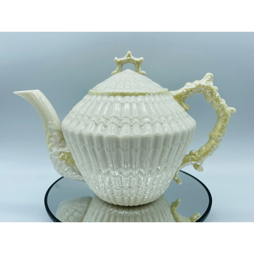 BELLEEK Pottery (Ireland) Limpet Yellow Teapot & Lid Green Mark (1946-1955)